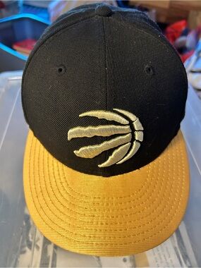 9fifty Black and Gold Raptors Claw Snapback Cap